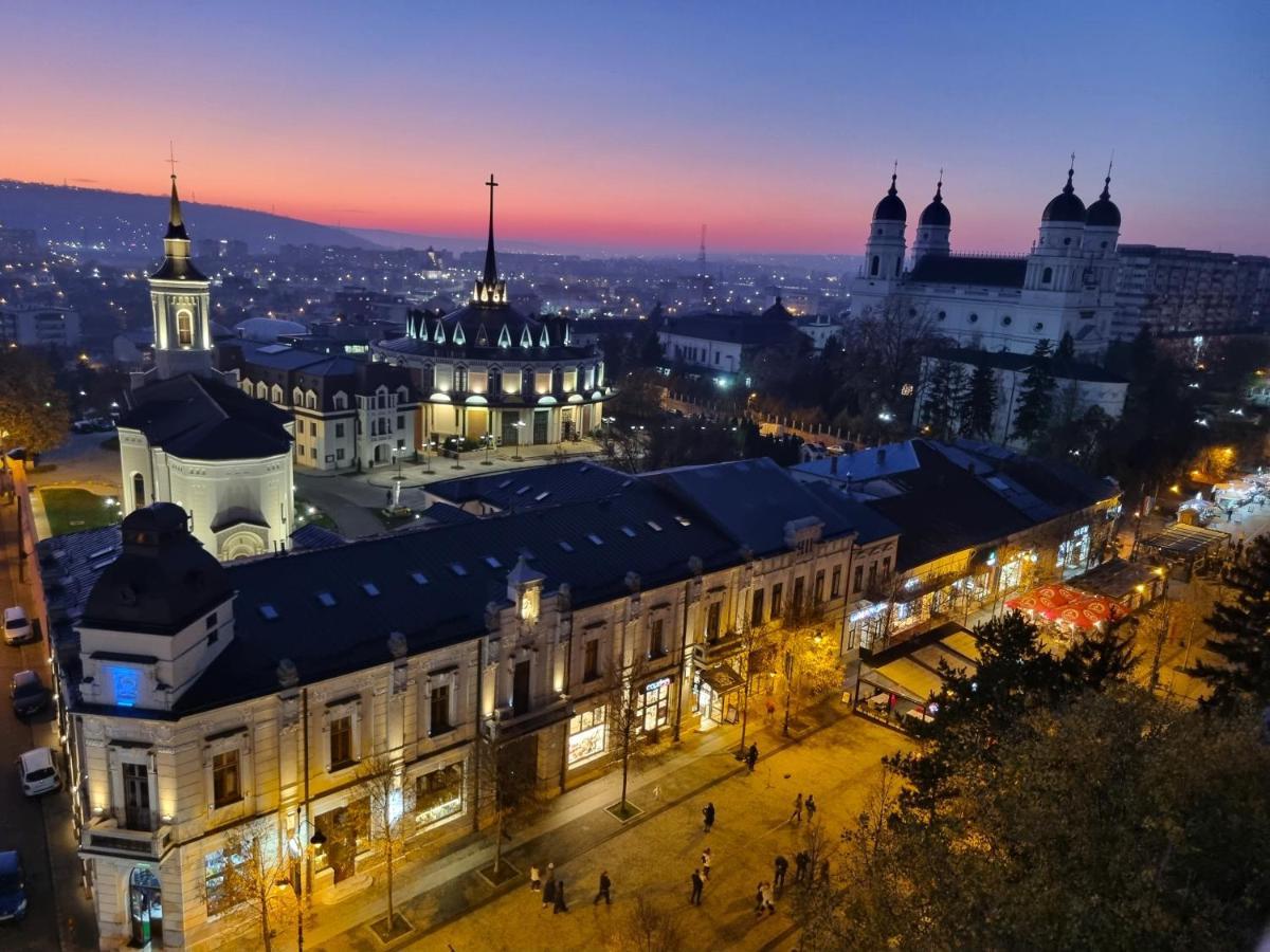 Inima Iasului - Central View Apartment Jászvásár Kültér fotó