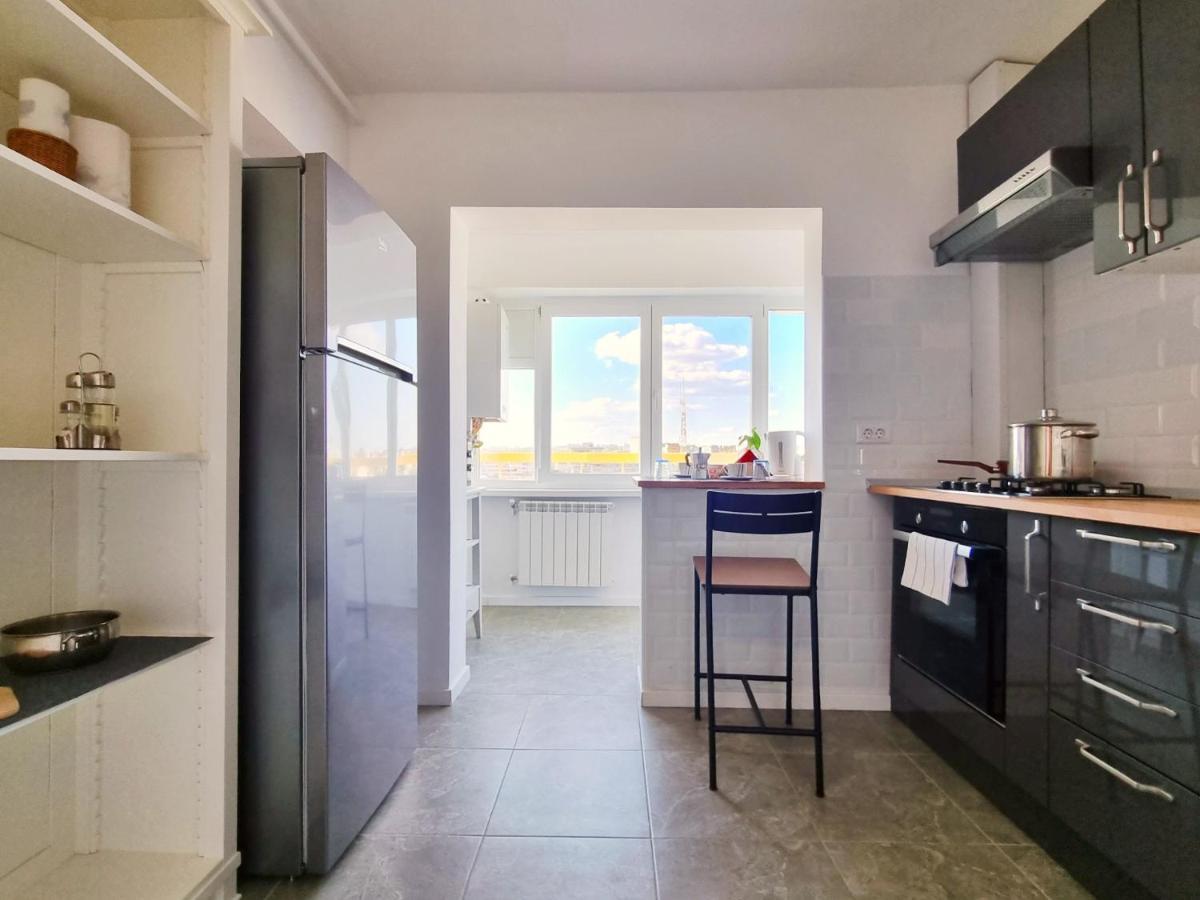 Inima Iasului - Central View Apartment Jászvásár Kültér fotó